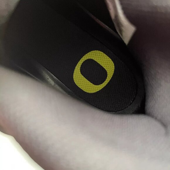 Nike Oregon Ducks Sz 12.5 Alpha Menace‎ Pro 3 PE Football Cleat Sequoia / Yellow - Picture 7 of 8